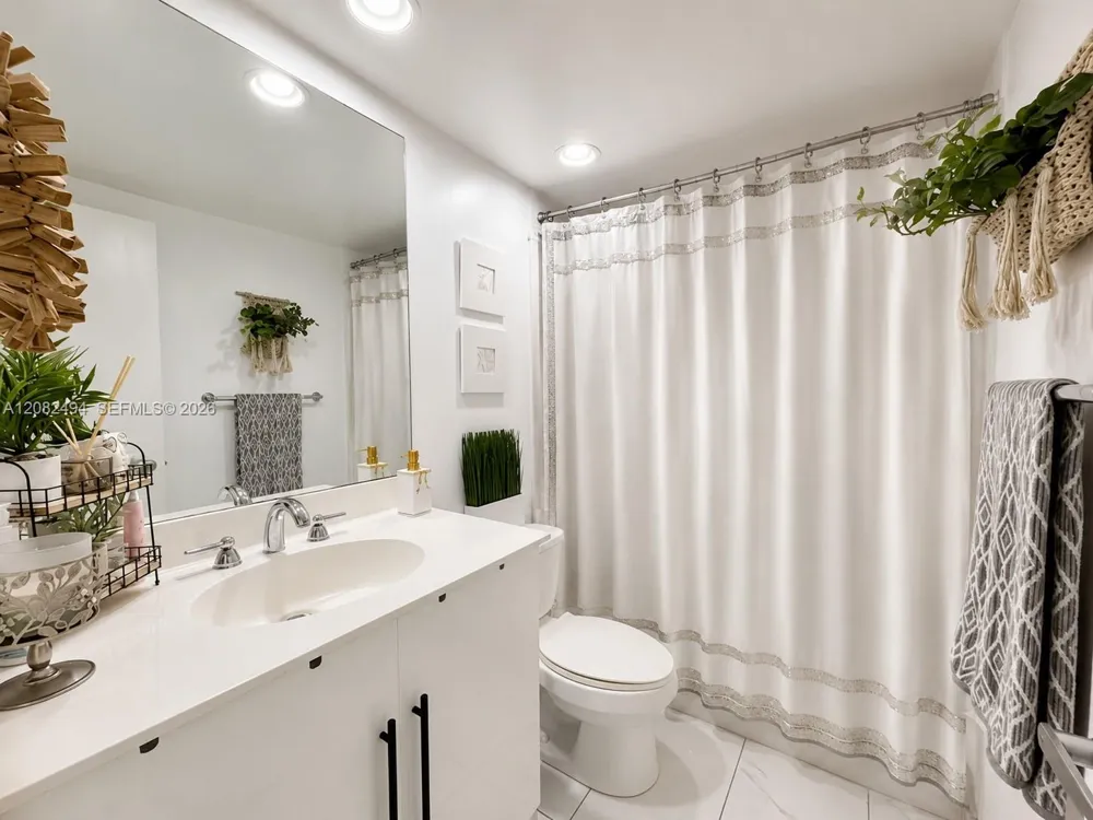 3001 S Ocean Dr #1127 Hollywood, FL 33019