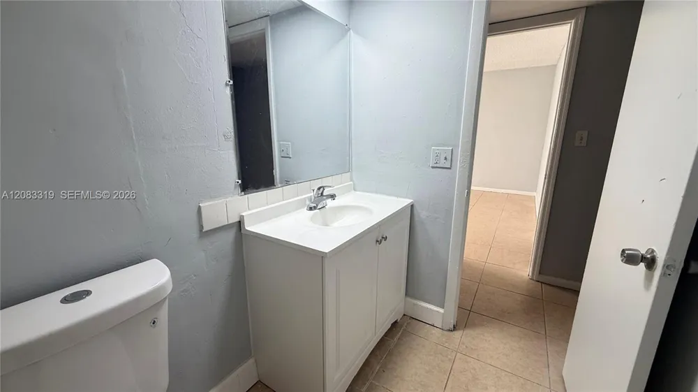5408 NW 18th Pl #5408 Lauderhill, FL 33313