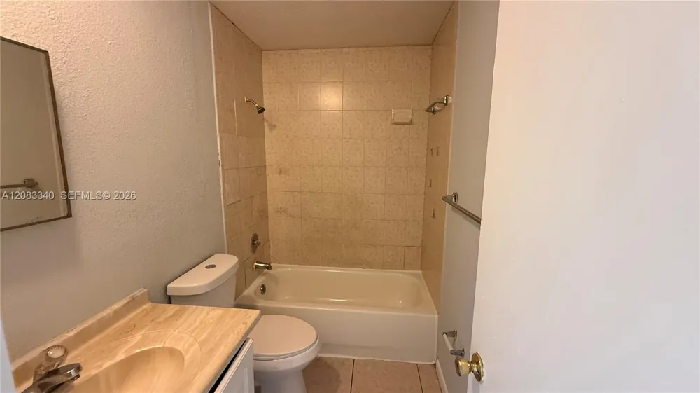5318 NW 18th Pl #5318 Lauderhill, FL 33313