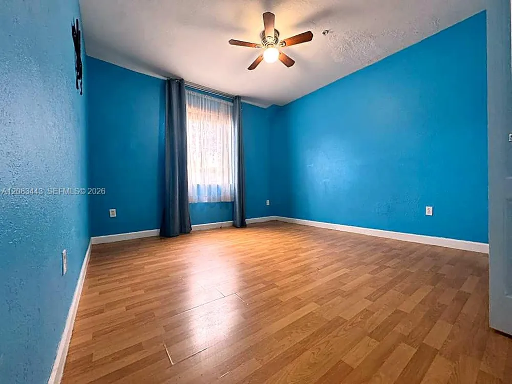 7080 NW 177th St #107-13 Hialeah, FL 33015