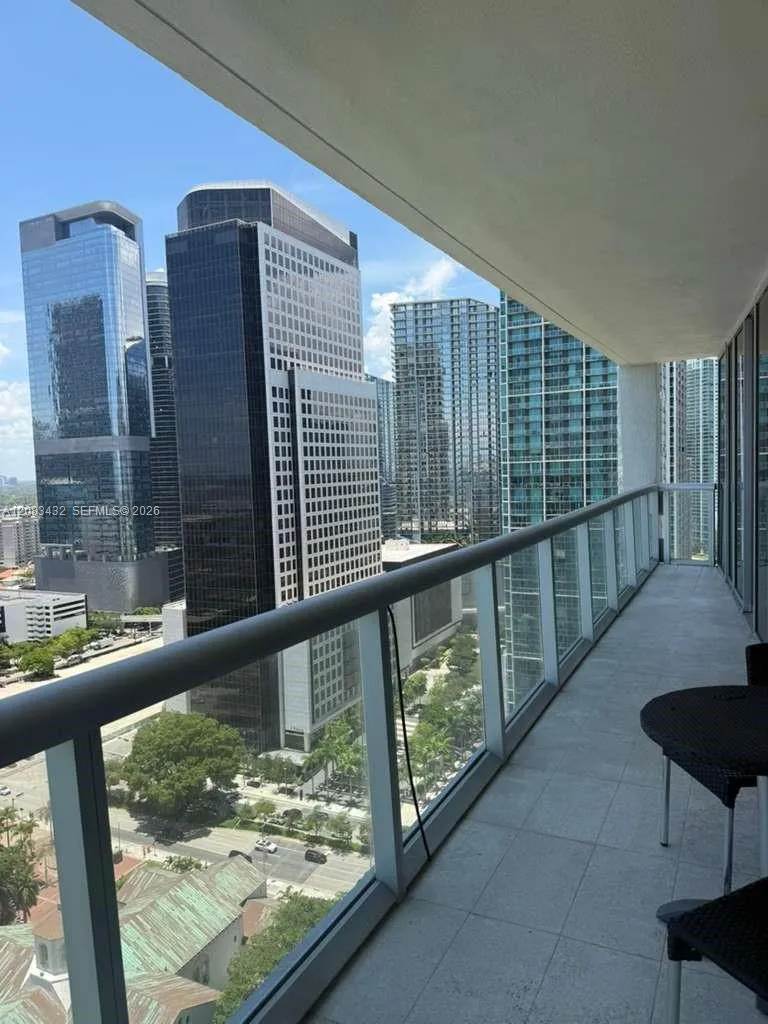 495 Brickell Ave #2611 Miami, FL 33131