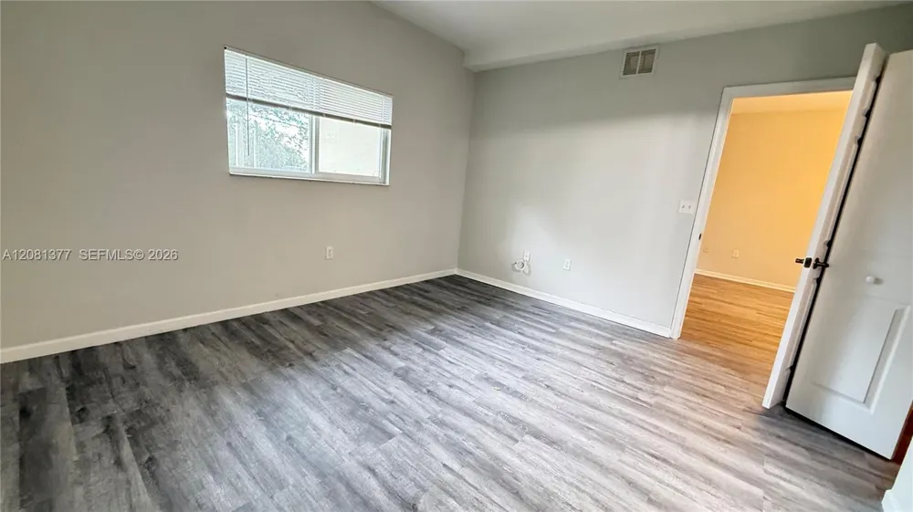 3452 Cypress Trl #203 West Palm Beach, FL 33417