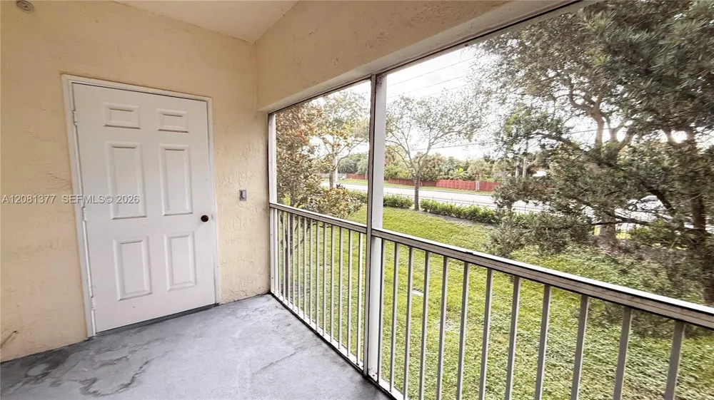 3452 Cypress Trl #203 West Palm Beach, FL 33417