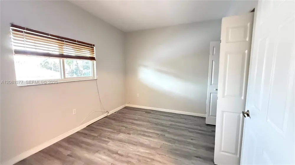 3452 Cypress Trl #203 West Palm Beach, FL 33417