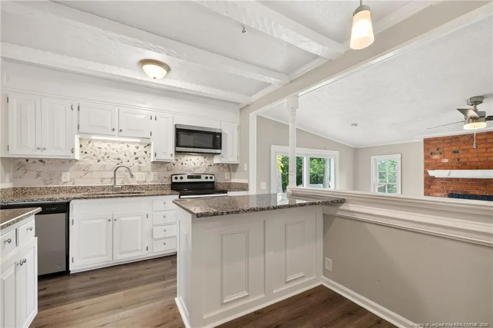 5194 Remington Road Fayetteville, NC 28311