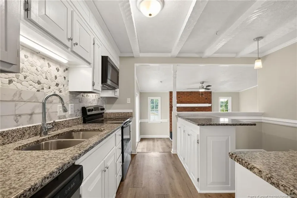 5194 Remington Road Fayetteville, NC 28311