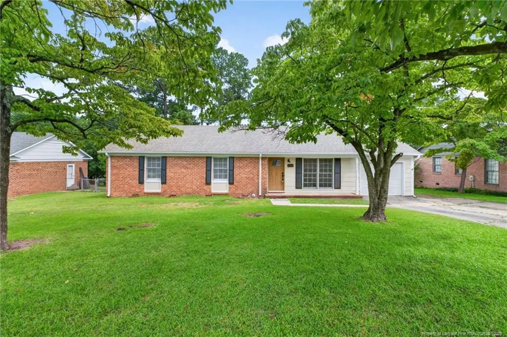 5194 Remington Road Fayetteville, NC 28311