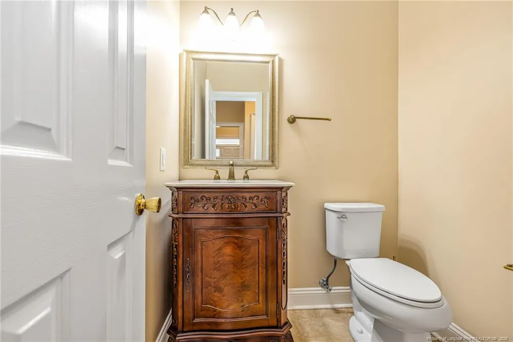266 Courtyard Lane Fayetteville, NC 28303