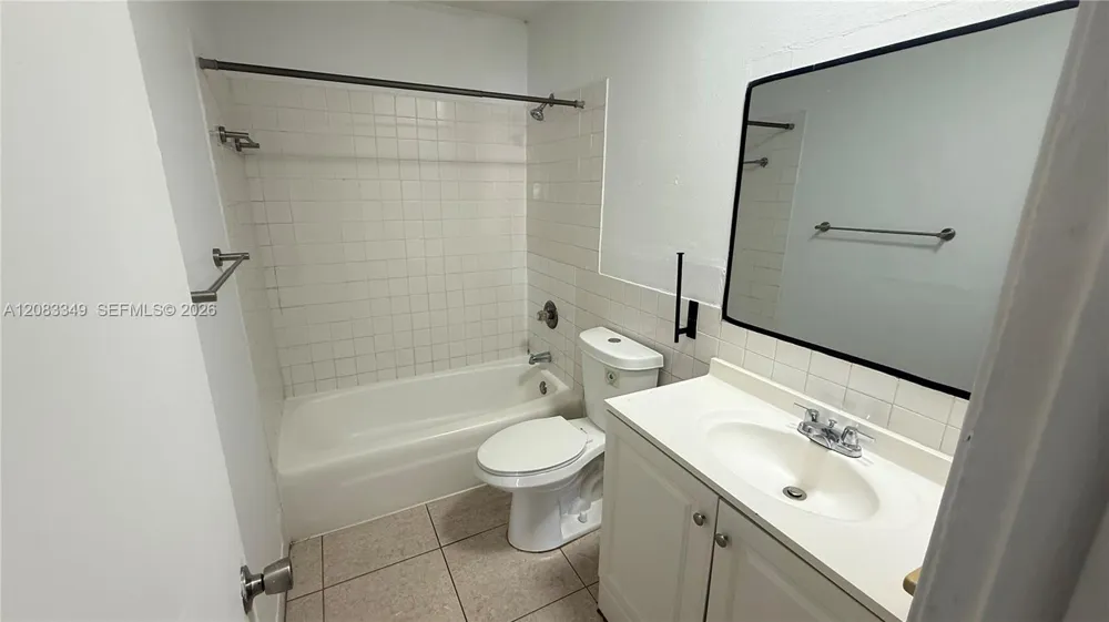 5432 NW 18th Pl #5432 Lauderhill, FL 33313