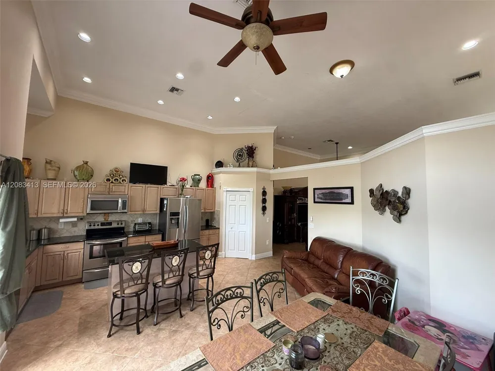7705 Highlands Cir Margate, FL 33063