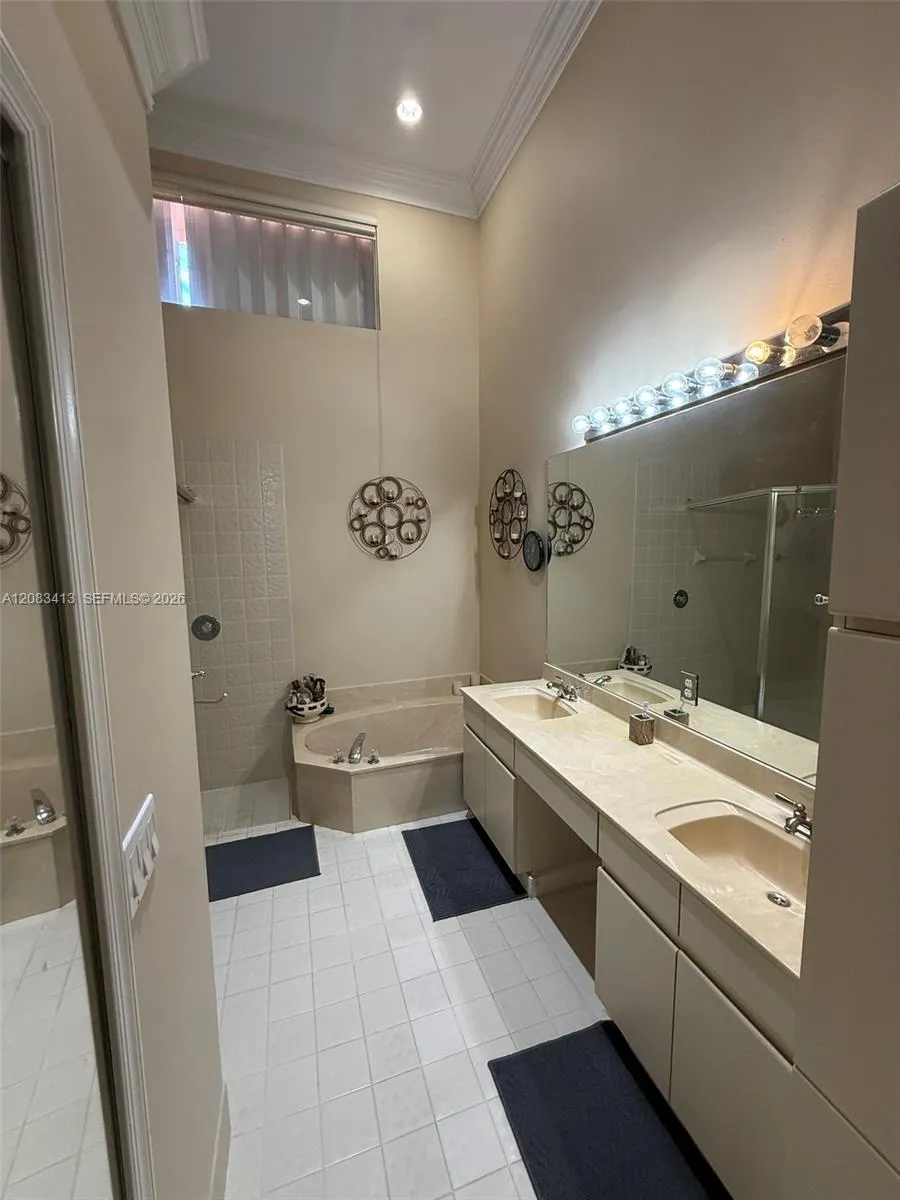 7705 Highlands Cir Margate, FL 33063