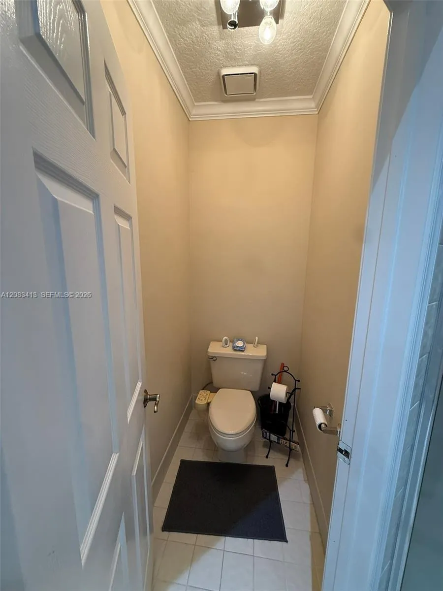 7705 Highlands Cir Margate, FL 33063