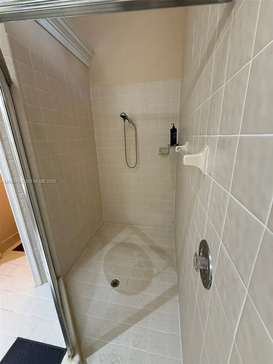 7705 Highlands Cir Margate, FL 33063