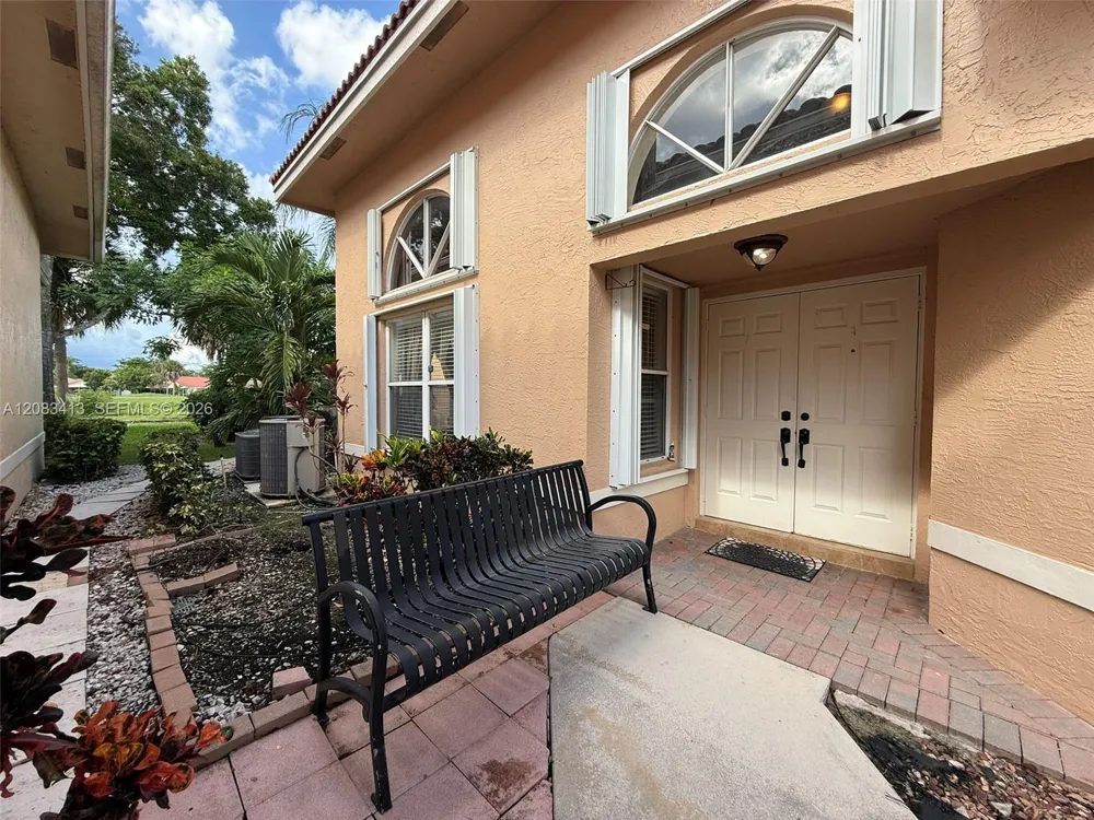 7705 Highlands Cir Margate, FL 33063