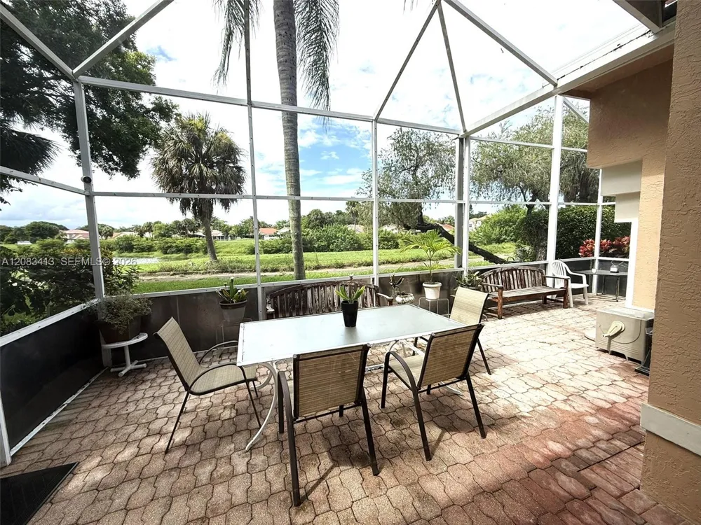 7705 Highlands Cir Margate, FL 33063