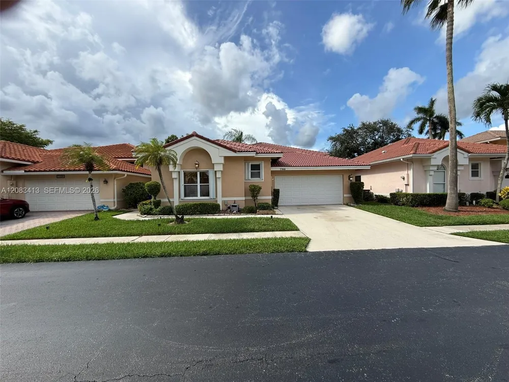 7705 Highlands Cir Margate, FL 33063