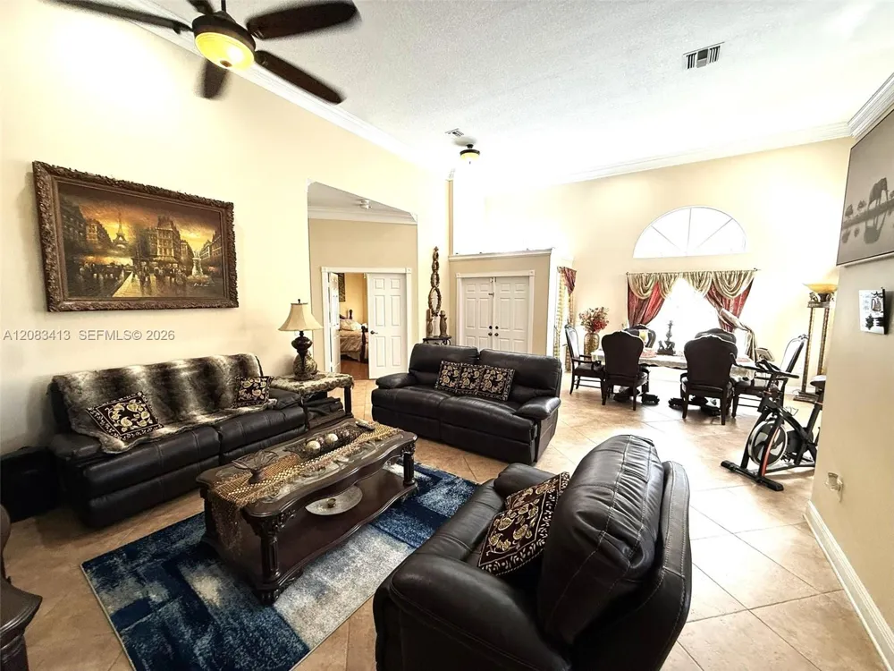 7705 Highlands Cir Margate, FL 33063