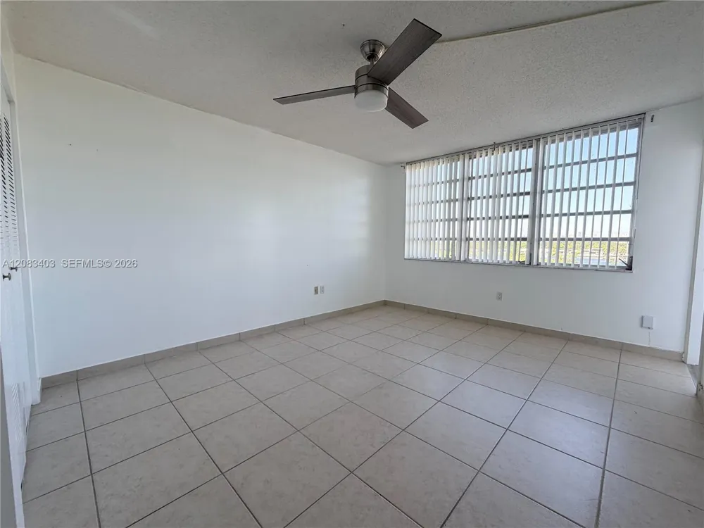 1780 NE 191st St #712-2 Miami, FL 33179