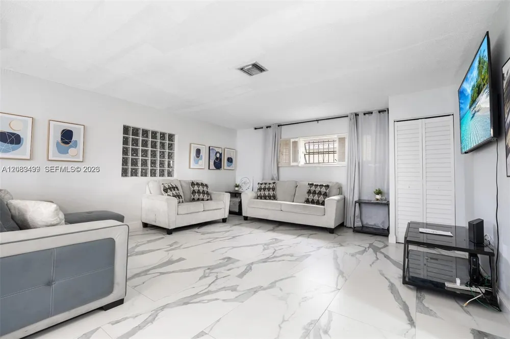 18525 NW 39th Ave #0 Miami Gardens, FL 33055