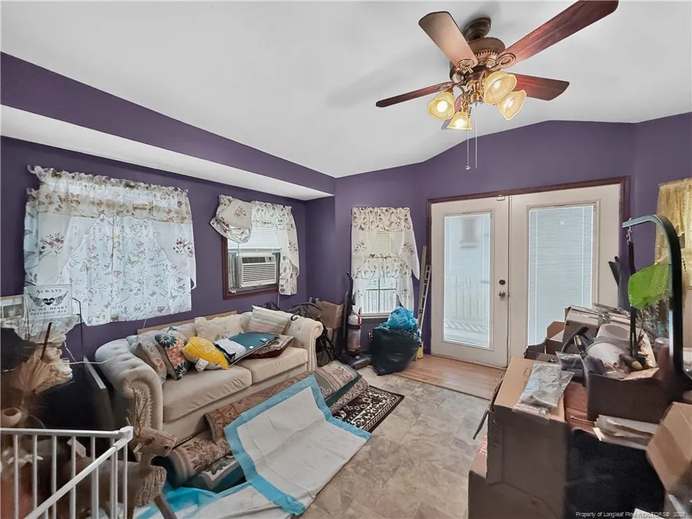 6094 Cindy Lane Oxford, NC 27565