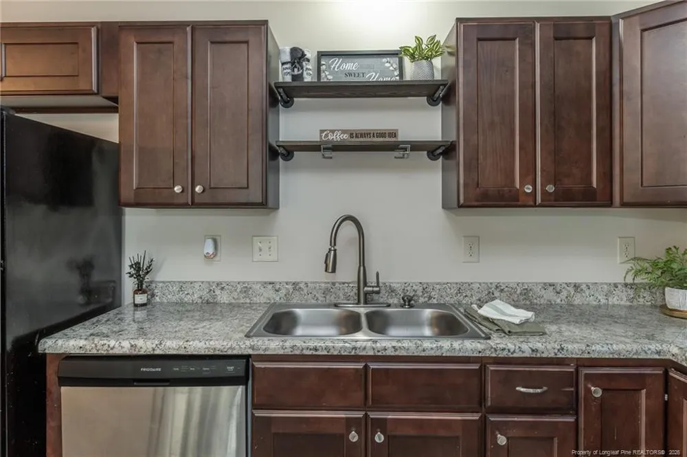 6495 Portsmouth Drive Fayetteville, NC 28314