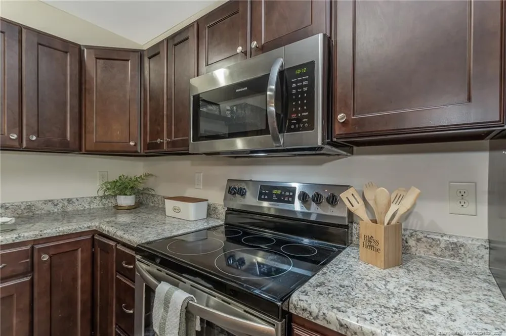 6495 Portsmouth Drive Fayetteville, NC 28314