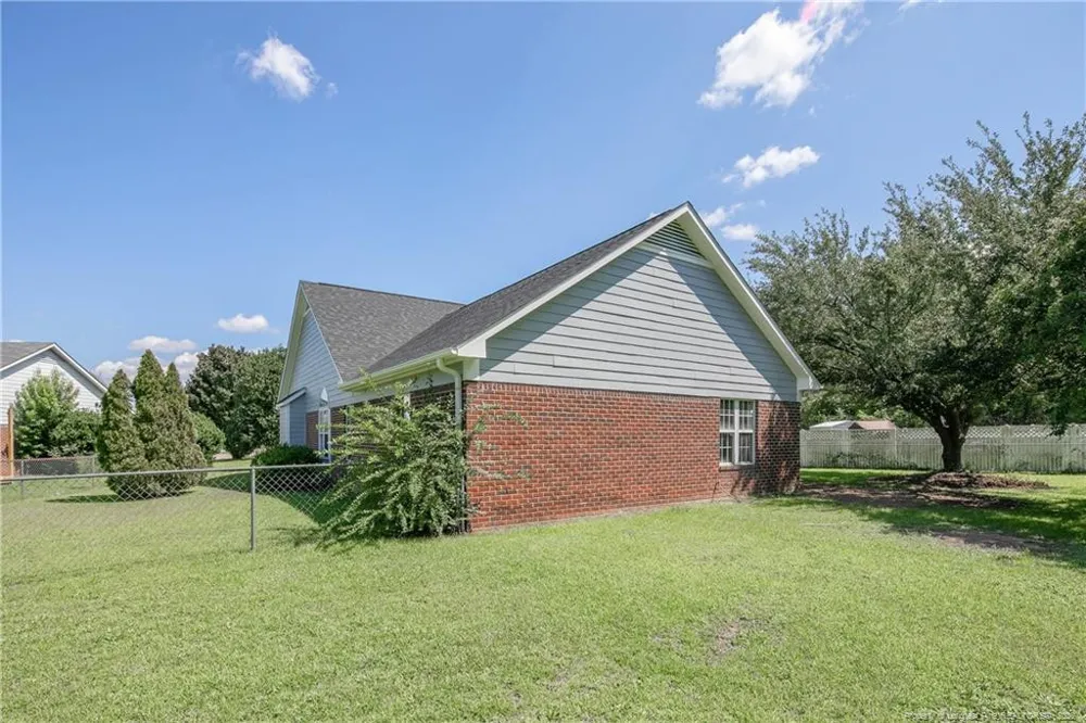 112 Nesting Lane Raeford, NC 28376