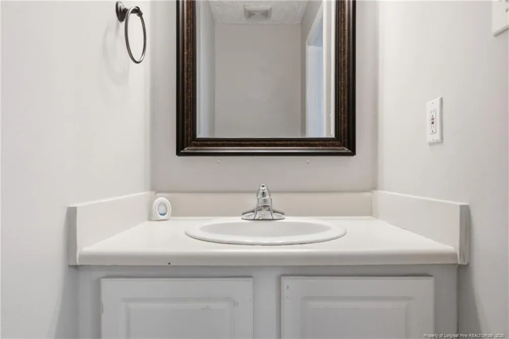 108 Timber Ridge Drive Raeford, NC 28376
