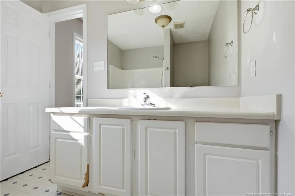 108 Timber Ridge Drive Raeford, NC 28376