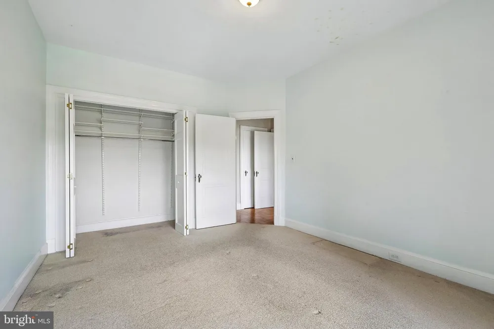 4000 CATHEDRAL AVENUE NW #606B Washington, DC 20016