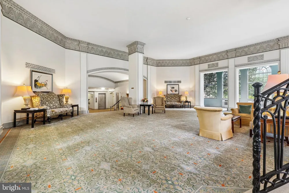 4000 CATHEDRAL AVENUE NW #606B Washington, DC 20016