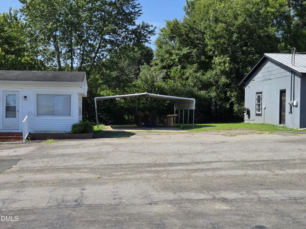 207 Roxboro Road Oxford, NC 27565