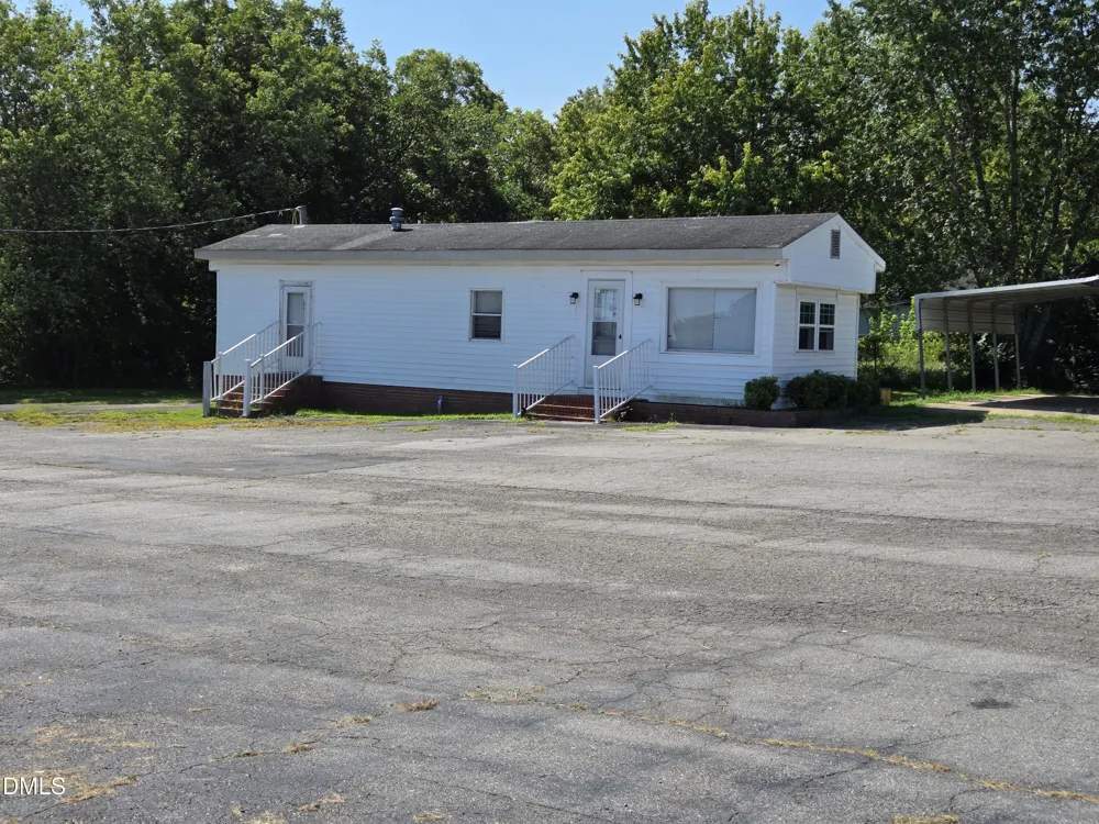 207 Roxboro Road Oxford, NC 27565