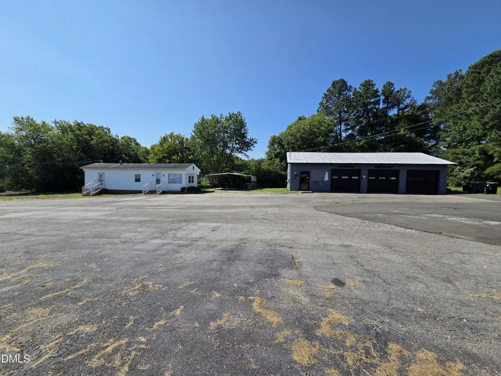 207 Roxboro Road Oxford, NC 27565