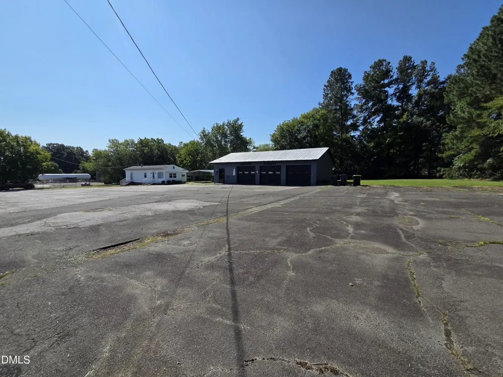 207 Roxboro Road Oxford, NC 27565