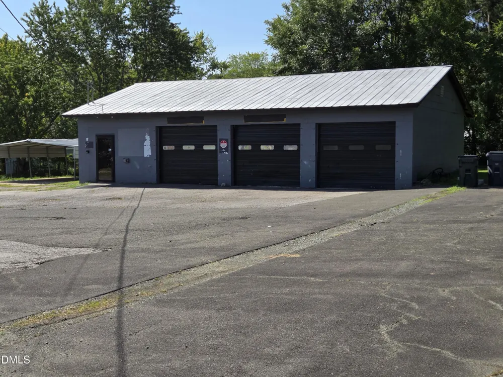 207 Roxboro Road Oxford, NC 27565