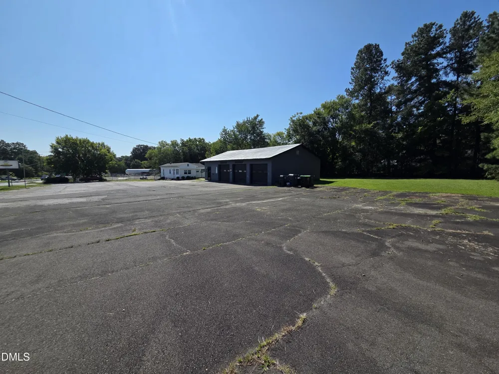 207 Roxboro Road Oxford, NC 27565