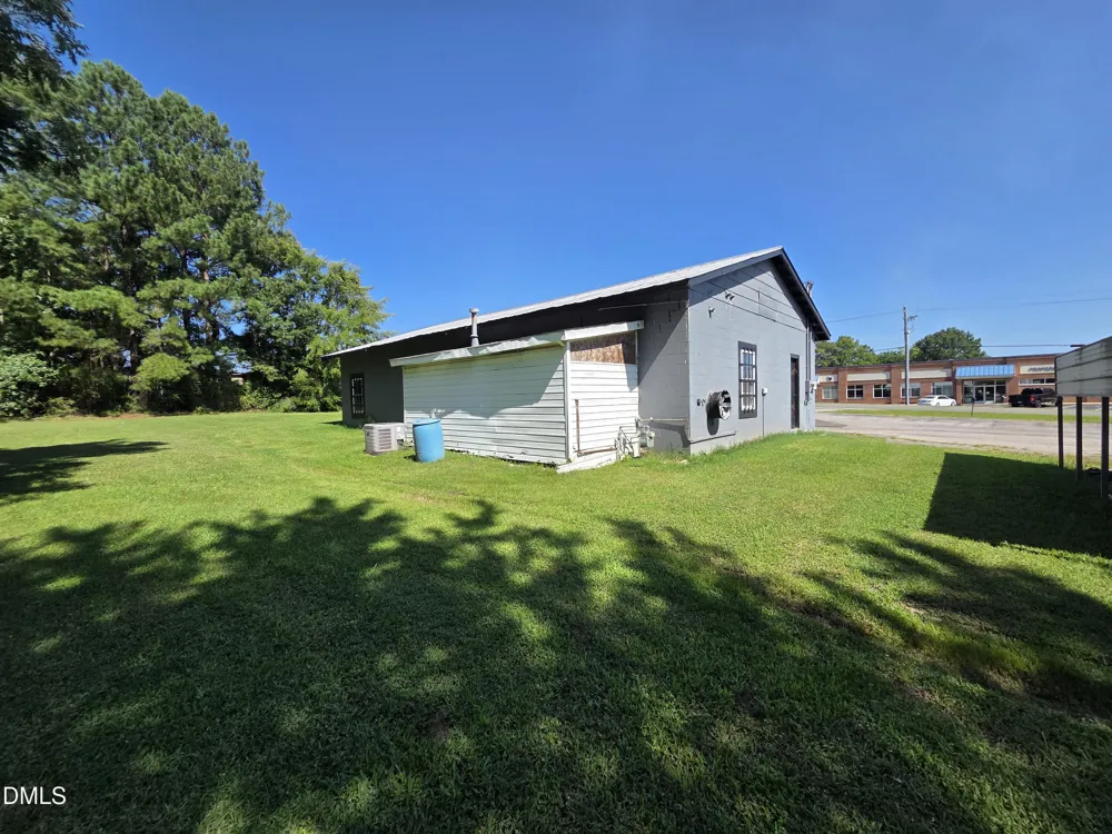 207 Roxboro Road Oxford, NC 27565