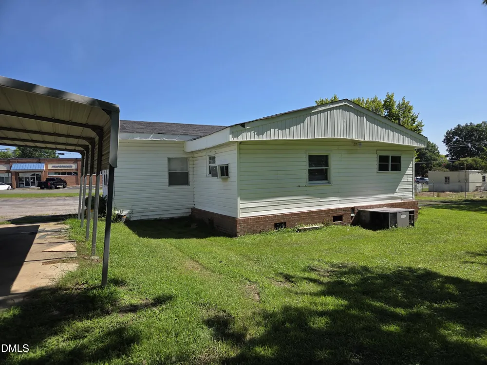 207 Roxboro Road Oxford, NC 27565