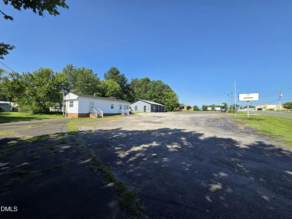 207 Roxboro Road Oxford, NC 27565