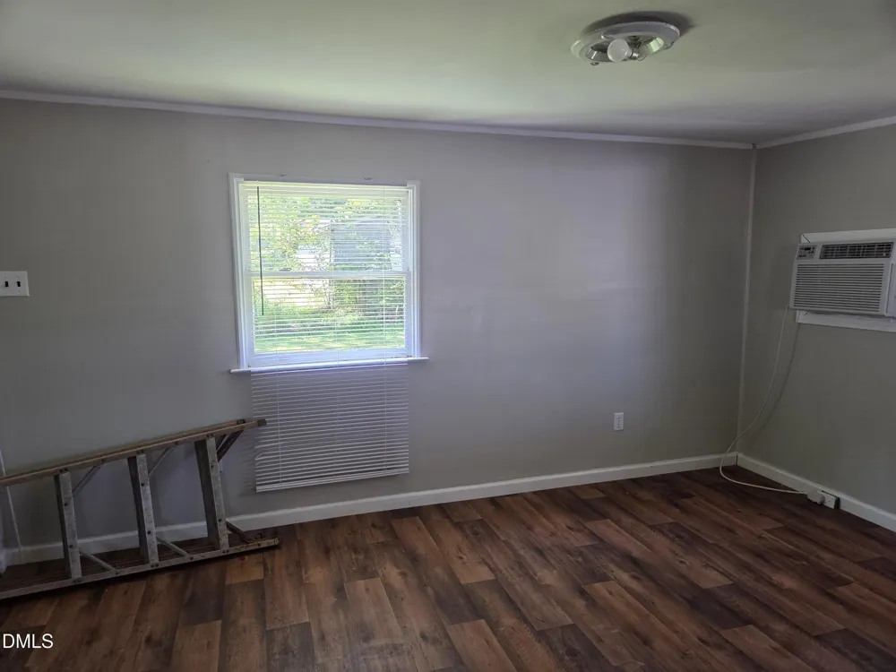 207 Roxboro Road Oxford, NC 27565