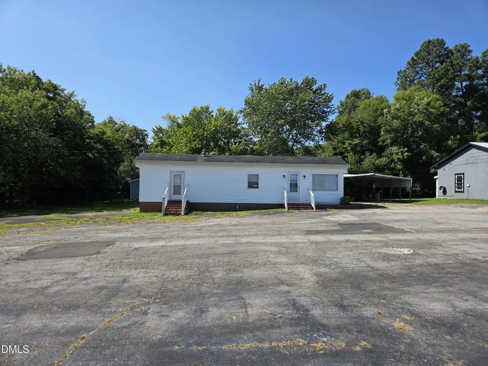 207 Roxboro Road Oxford, NC 27565
