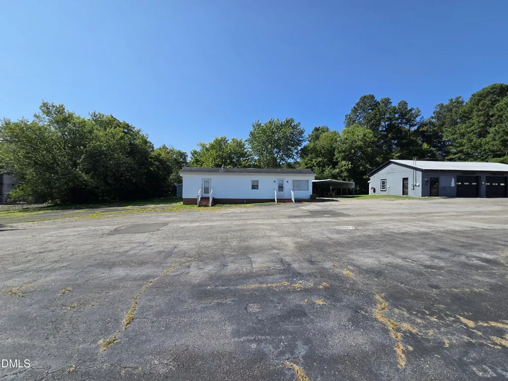 207 Roxboro Road Oxford, NC 27565