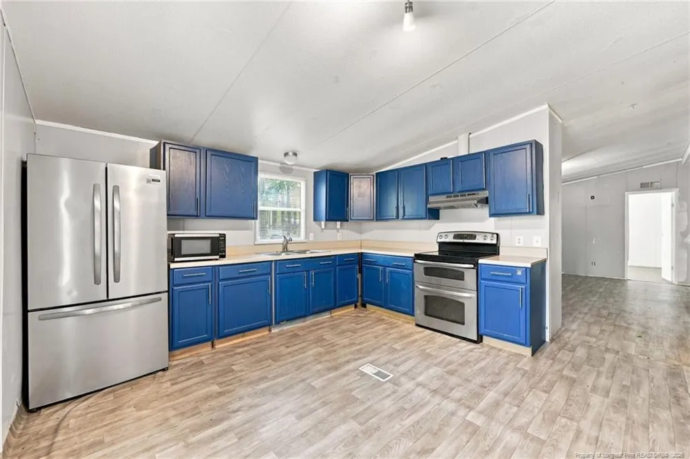 22 W Governor Brandon Street Spring Lake, NC 28390