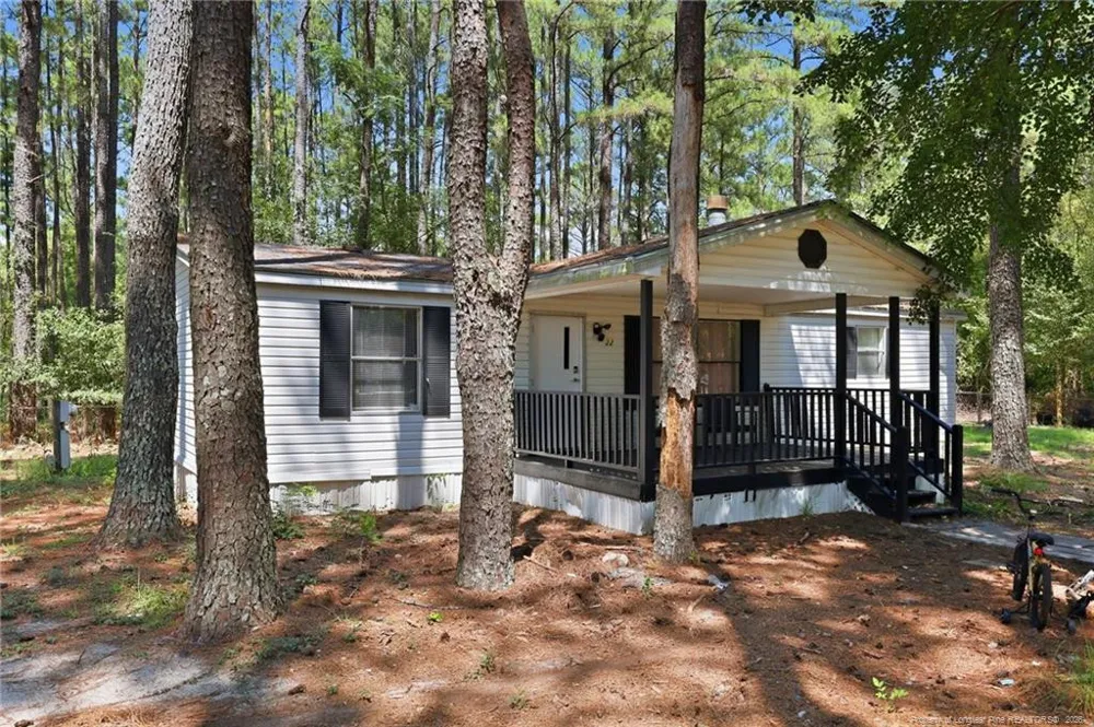 22 W Governor Brandon Street Spring Lake, NC 28390