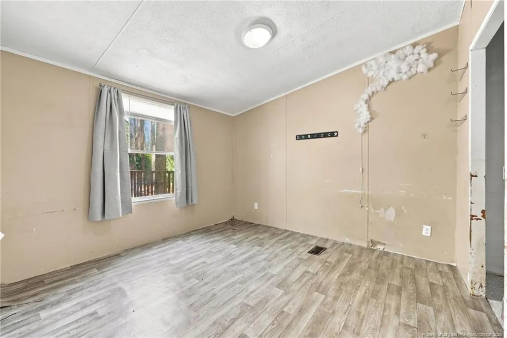 22 W Governor Brandon Street Spring Lake, NC 28390