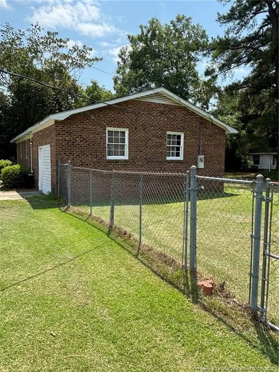 501 Rosewood Drive Fairmont, NC 28340