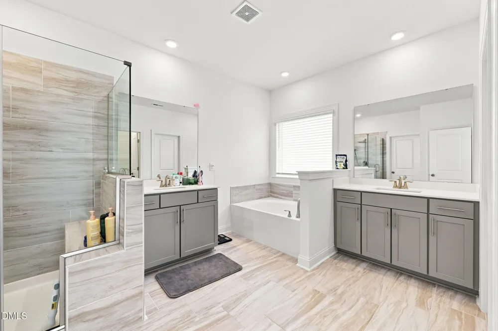 728 Hardin Hill Lane Knightdale, NC 27545