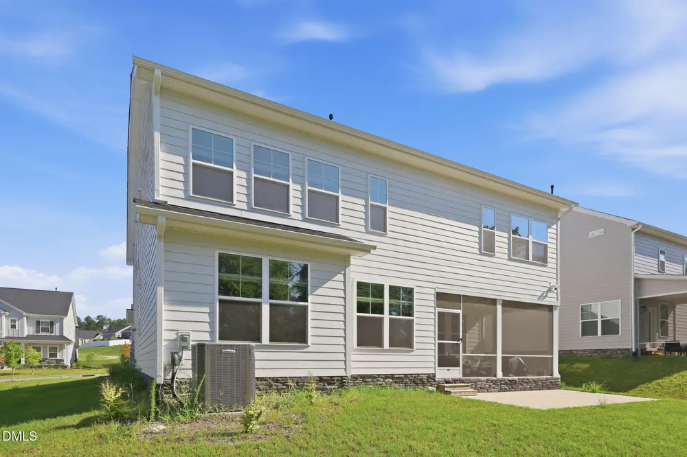 728 Hardin Hill Lane Knightdale, NC 27545