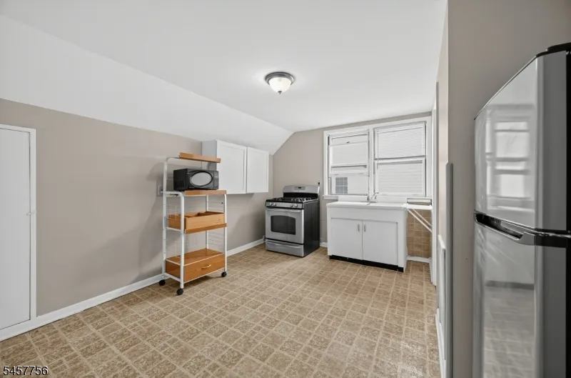 258 E 22Nd St Paterson City, NJ 07514
